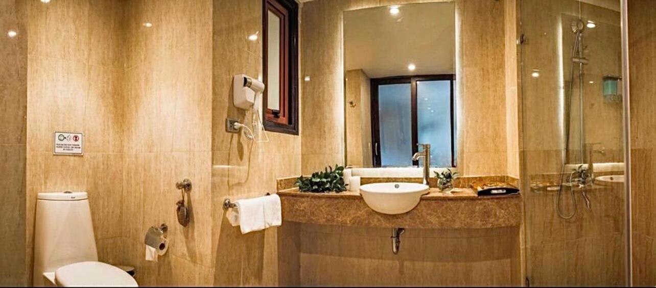 Skylark Boutique Hotel ฮานอย ภายนอก รูปภาพ
